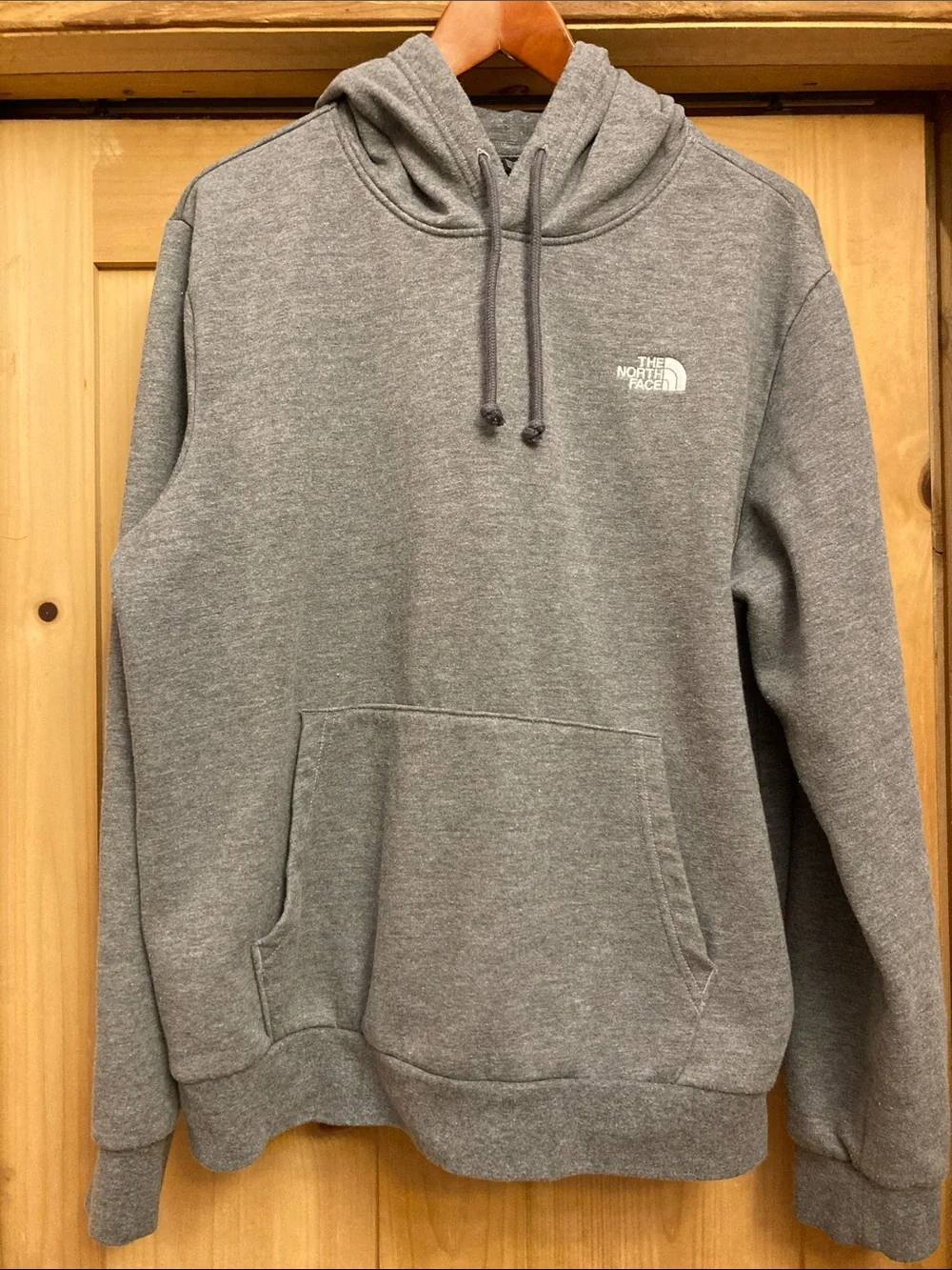 The North Face Men’s Heather Gray Pullover Hoodie